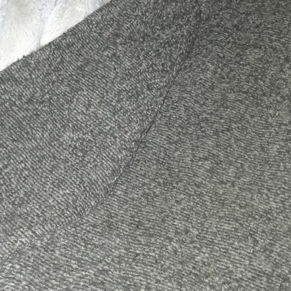 LA Bike Tour sweater and Marathon Pin XVII - Picture 5 of 11